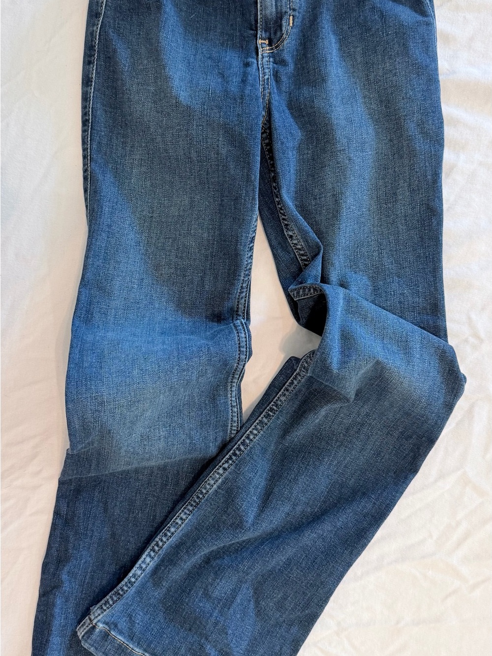 Girls Abercrombie Kids Low Rise Bootcut Blue Denim Jeans Medium Wash 11/12